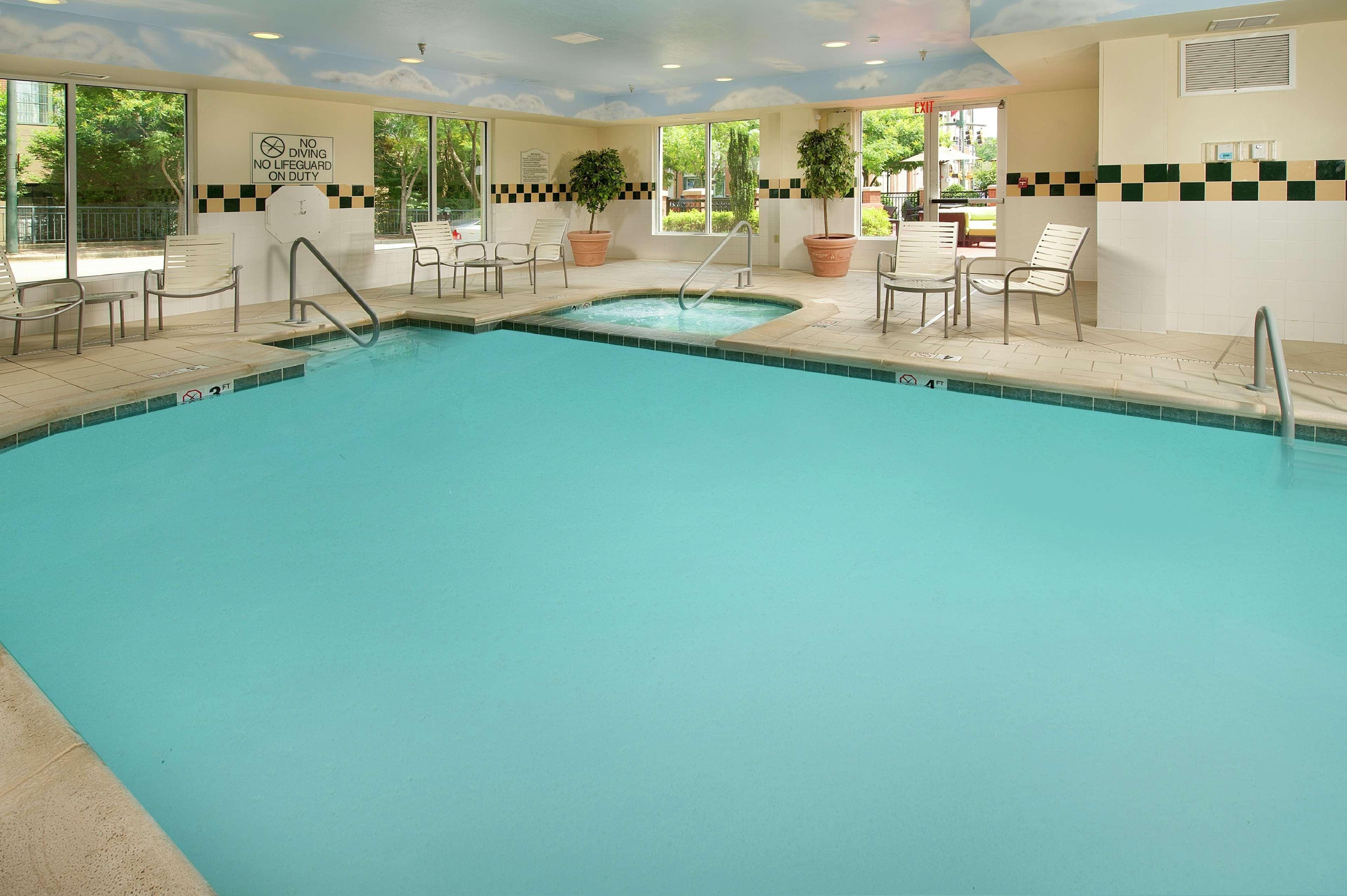 Hilton Garden Inn Chattanooga Downtown Konforlar fotoğraf